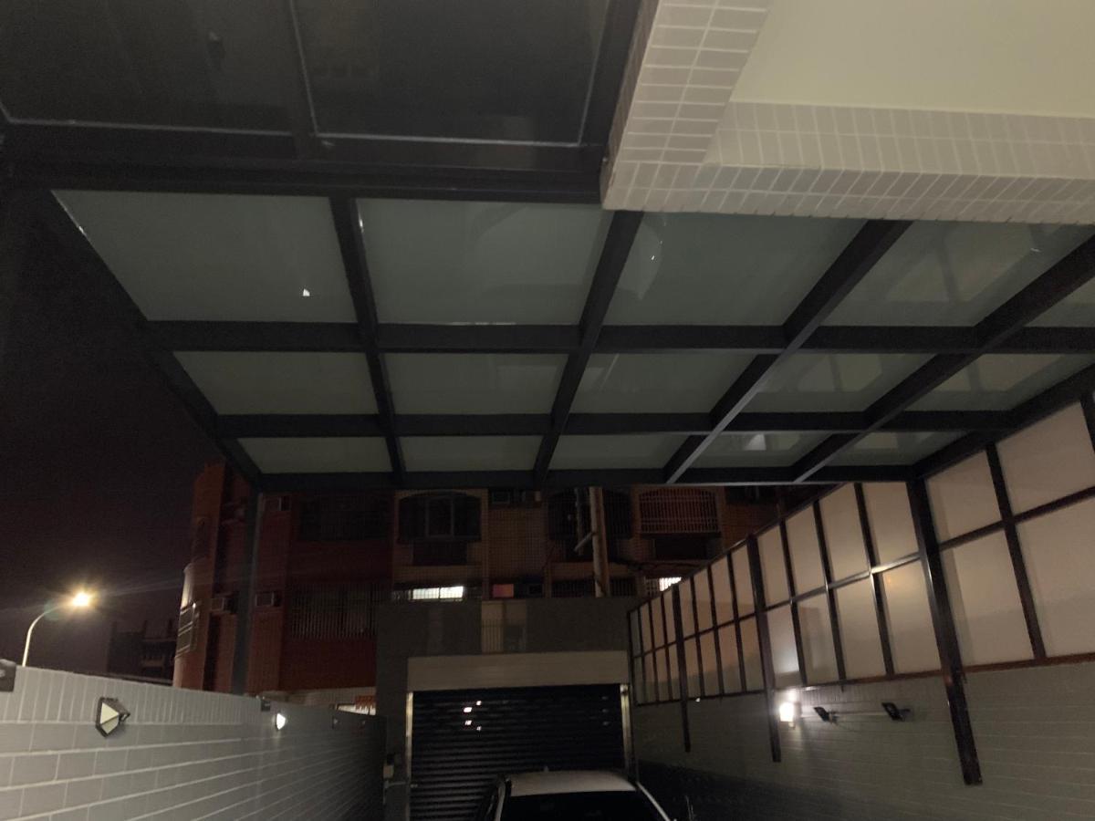 Duke 369 Apartment Дунган Екстериор снимка