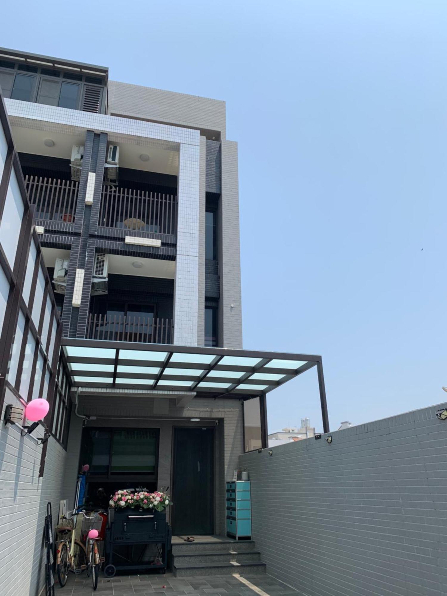 Duke 369 Apartment Дунган Екстериор снимка